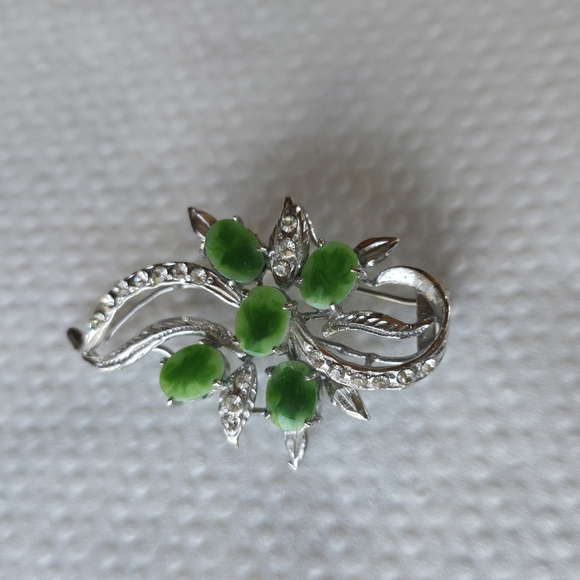 White Gold Plate Green Faux JADE Flower Brooch pin Diamond Imitation - Picture 4 of 5